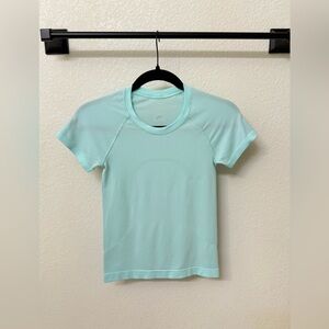 Lululemon Swiftly Tech Short-Sleeve Shirt 2.0 Waist Length Ideal mint